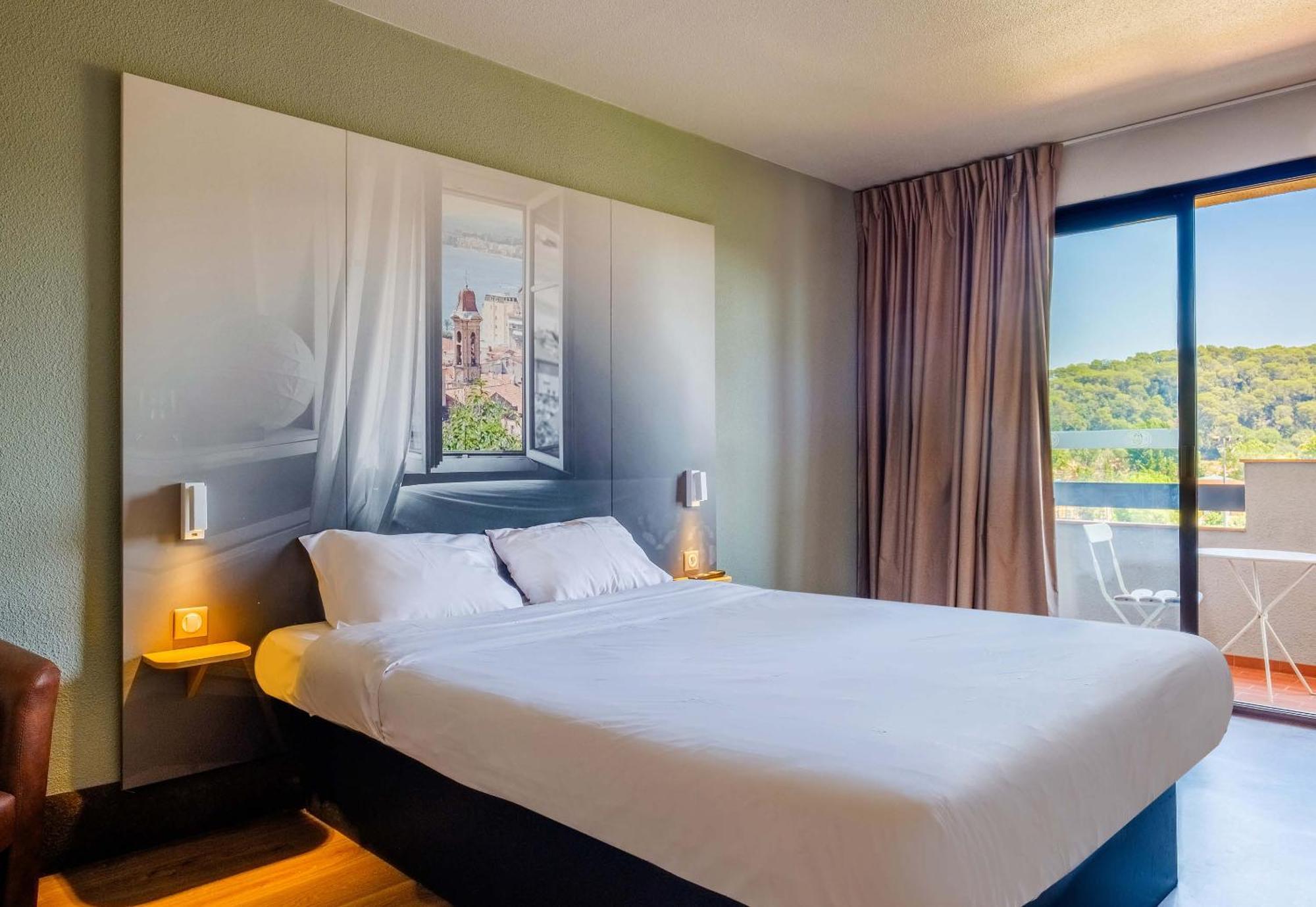 B&B Hotel Villeneuve Loubet Village Екстер'єр фото